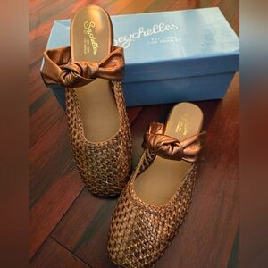 Seychelles Gold Woven Mules